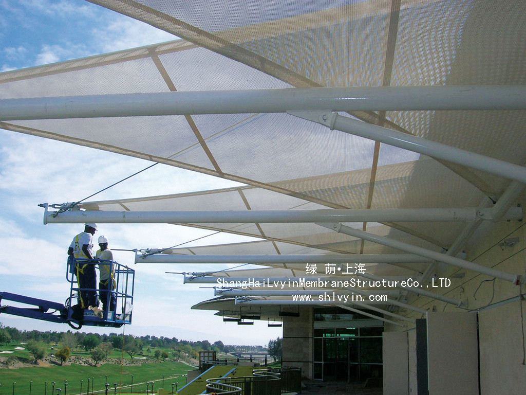 連云港體育場工程的預(yù)應(yīng)力拉索施工難點(diǎn)和對策三