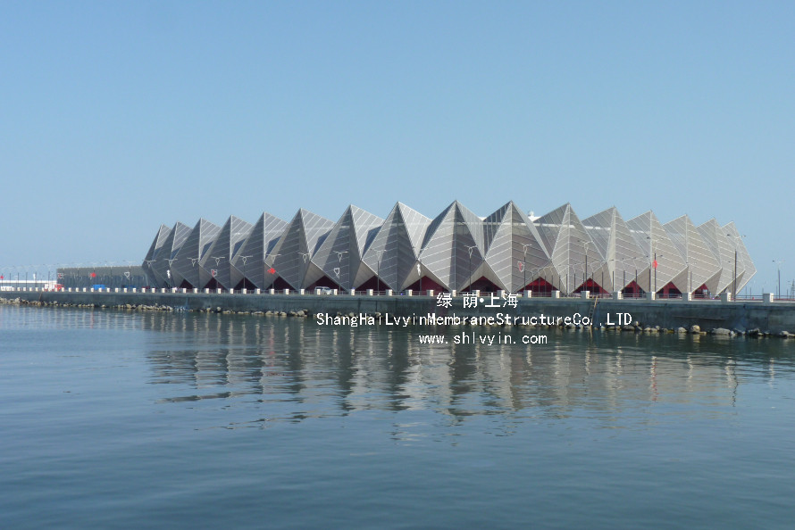 鋼構(gòu)件組裝質(zhì)量問(wèn)題五：吊車(chē)梁、屋面梁及桁架產(chǎn)品下?lián)? style=